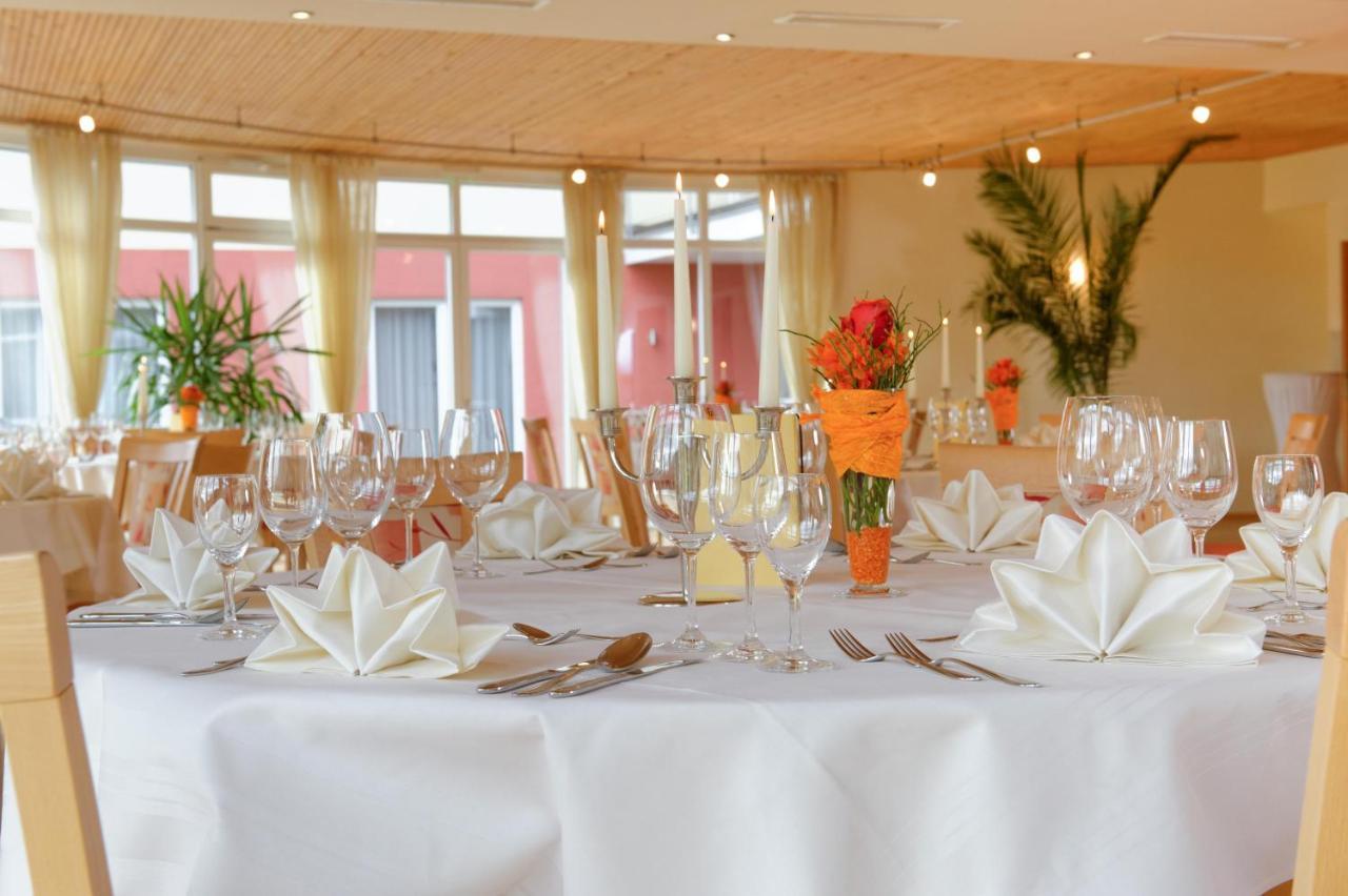 Hotel Restaurant Talblick Bad Ditzenbach Exteriör bild